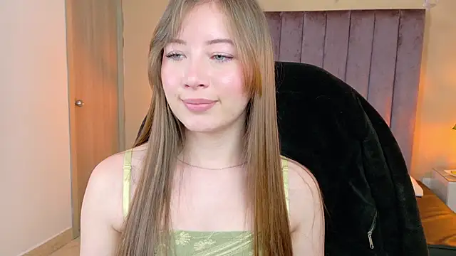 Snapshot of Dahlia_Rousse chatting on 05.19.26 Dahlia Rousse online show from 05.19.26