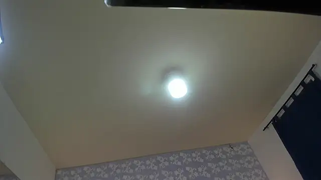 SalomeSimonz online show from 09.25.25