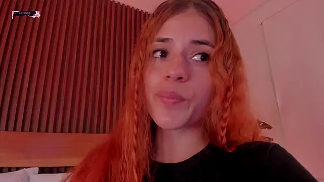 Snapshot of alliss_ginger_ chatting on 02.11.26 alliss ginger online show from 02.11.26