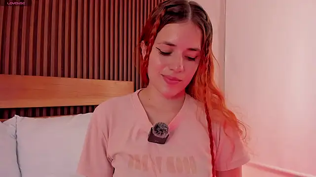 Snapshot of alliss_ginger_ chatting on 03.13.26 alliss ginger online show from 03.13.26