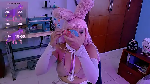 Mattilda 18 online show from 10.22.25