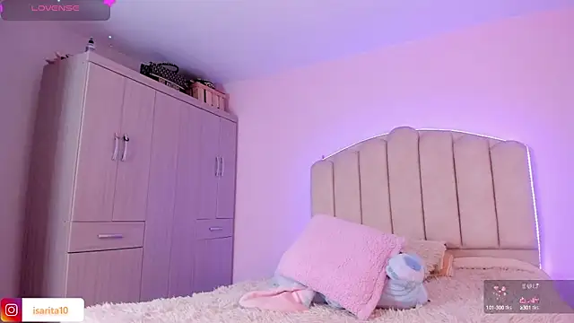 Snapshot of Queensara_ chatting on 03.06.25 Queensara  online show from 03.06.25