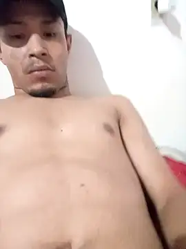 Snapshot of WILLIAM23176 chatting on 04.11.26 WILLIAM23176 online show from 04.11.26