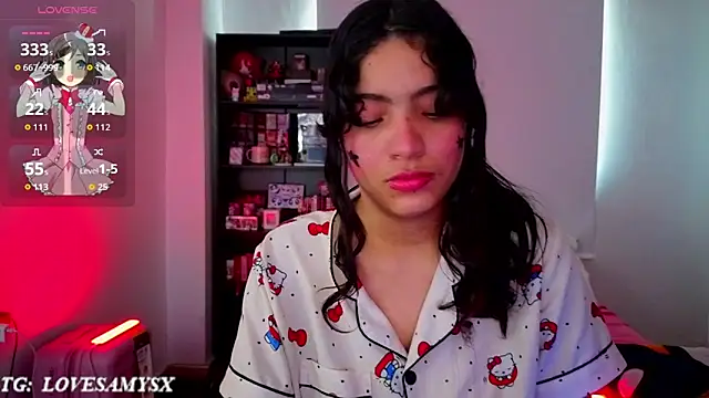 Snapshot of Lovelyamyy chatting on 06.17.26 Lovelyamyy online show from 06.17.26