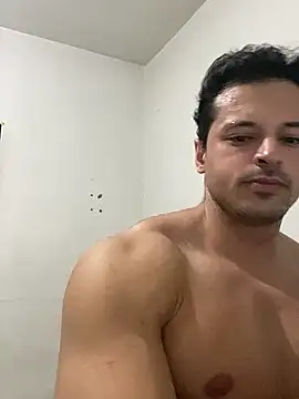 Snapshot of Lucasfit24 chatting on 01.22.25 Lucasfit24 online show from 01.22.25