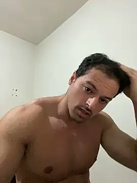 Snapshot of Lucasfit24 chatting on 02.03.25 Lucasfit24 online show from 02.03.25