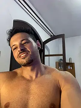 Snapshot of Lucasfit24 chatting on 03.14.25 Lucasfit24 online show from 03.14.25