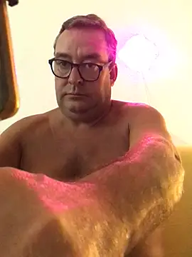 Snapshot of MountJohnXL chatting on 02.19.26 MountJohnXL online show from 02.19.26