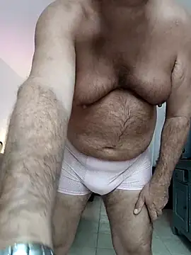 Snapshot of MountJohnXL chatting on 02.25.26 MountJohnXL online show from 02.25.26