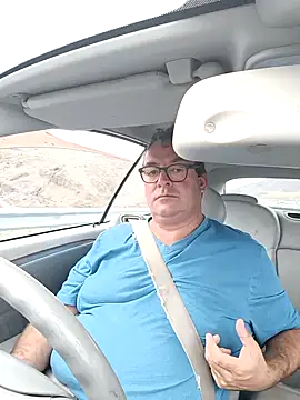 Snapshot of MountJohnXL chatting on 03.23.26 MountJohnXL online show from 03.23.26