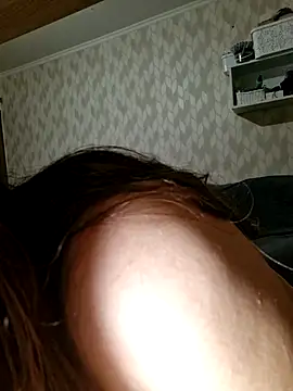 Snapshot of Melenka chatting on 11.10.25 Melenka online show from 11.10.25