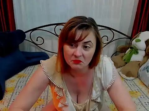 Snapshot of NightWish_Lorena chatting on 12.13.24 NightWish Lorena online show from 12.13.24