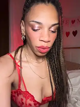 Snapshot of goddesskash chatting on 02.14.26 goddesskash online show from 02.14.26