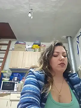 Snapshot of Jyleta chatting on 01.29.25 Jyleta online show from 01.29.25