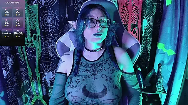 Kimlennox  online show from 01.06.26