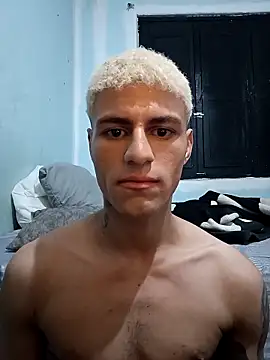 Snapshot of dany_hardy chatting on 10.07.25 dany hardy online show from 10.07.25