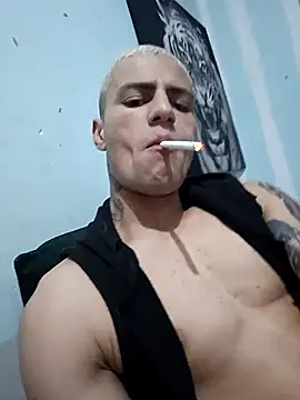 Snapshot of dany_hardy chatting on 10.16.25 dany hardy online show from 10.16.25