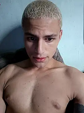 Snapshot of dany_hardy chatting on 10.16.25 dany hardy online show from 10.16.25