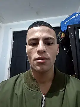 Snapshot of dany_hardy chatting on 10.20.25 dany hardy online show from 10.20.25