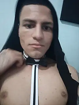 Snapshot of dany_hardy chatting on 10.21.25 dany hardy online show from 10.21.25