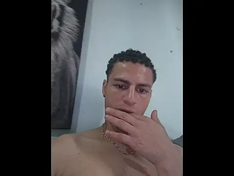 Snapshot of dany_hardy chatting on 01.10.26 dany hardy online show from 01.10.26