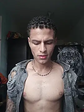 Snapshot of dany_hardy chatting on 01.11.26 dany hardy online show from 01.11.26