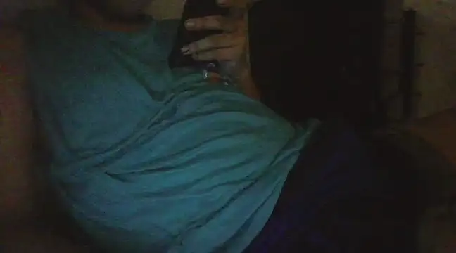 Snapshot of it0z_klk chatting on 01.10.25 it0z klk online show from 01.10.25