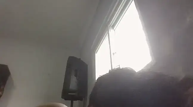 Snapshot of it0z_klk chatting on 02.05.25 it0z klk online show from 02.05.25