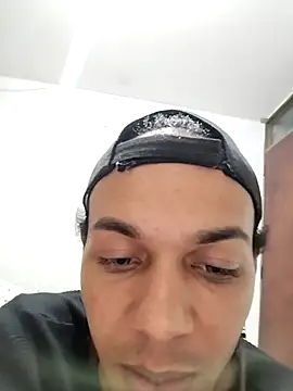 Snapshot of Teamhott chatting on 11.02.25 Teamhott online show from 11.02.25