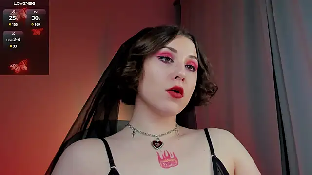 Eva Moss  online show from 01.23.25