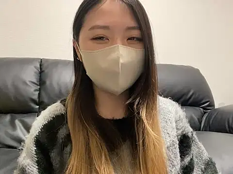 Snapshot of yazawa_oO chatting on 01.30.25 yazawa oO online show from 01.30.25