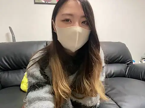 Snapshot of yazawa_oO chatting on 03.03.25 yazawa oO online show from 03.03.25