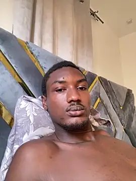 Snapshot of MylesBbc23 chatting on 01.10.25 MylesBbc23 online show from 01.10.25