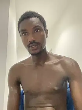 Snapshot of MylesBbc23 chatting on 01.26.25 MylesBbc23 online show from 01.26.25