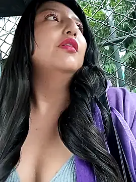 Snapshot of Melyy_Edii chatting on 02.11.25 Melyy Edii online show from 02.11.25