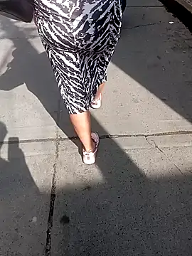 Snapshot of Melyy_Edii chatting on 02.13.25 Melyy Edii online show from 02.13.25