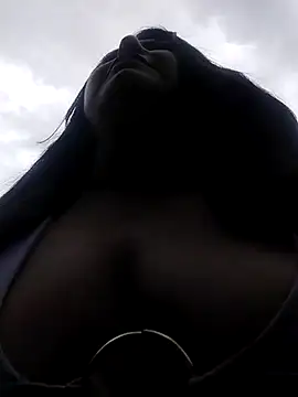 Snapshot of Melyy_Edii chatting on 02.25.25 Melyy Edii online show from 02.25.25