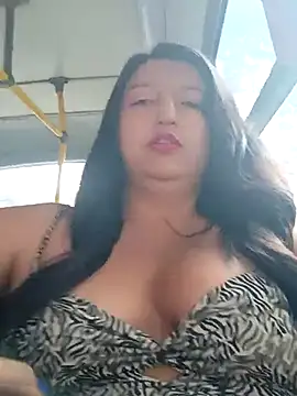 Snapshot of Melyy_Edii chatting on 03.06.25 Melyy Edii online show from 03.06.25