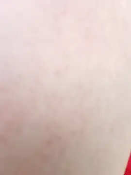 Snapshot of Melyy_Edii chatting on 12.15.25 Melyy Edii online show from 12.15.25