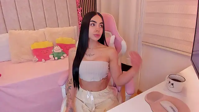 Snapshot of tamy_xoo chatting on 05.19.26 tamy xoo online show from 05.19.26