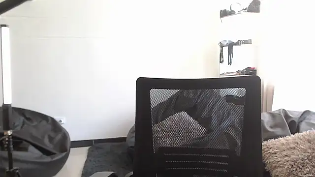 hairyncuteass online show from 01.14.25