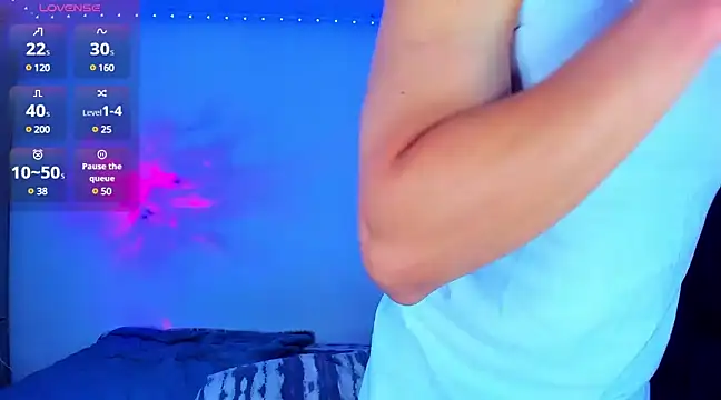 Snapshot of austinoficial chatting on 01.29.25 austinoficial online show from 01.29.25