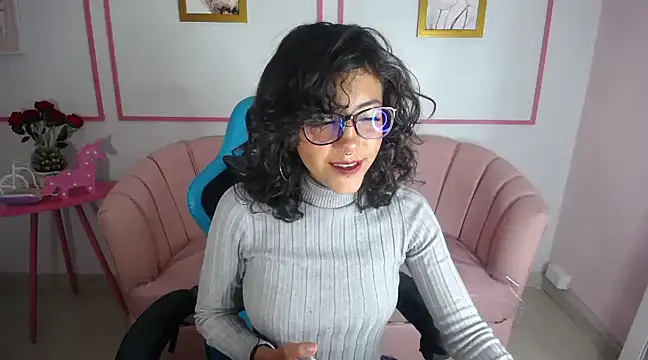 zoe ch  online show from 03.17.25