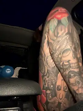 Black sweet Rose online show from 01.13.26