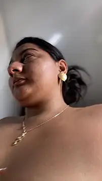 Snapshot of saraa_franco_ chatting on 02.01.26 saraa franco online show from 02.01.26