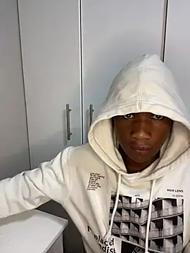 Snapshot of snotLoud chatting on 02.15.25 snotLoud online show from 02.15.25