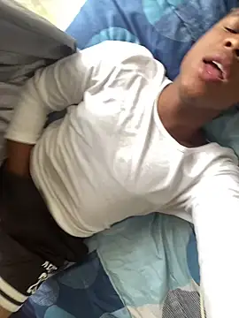 Snapshot of snotLoud chatting on 02.16.25 snotLoud online show from 02.16.25