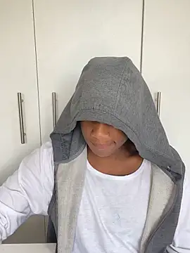 Snapshot of snotLoud chatting on 02.28.25 snotLoud online show from 02.28.25