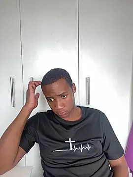 Snapshot of snotLoud chatting on 03.01.25 snotLoud online show from 03.01.25