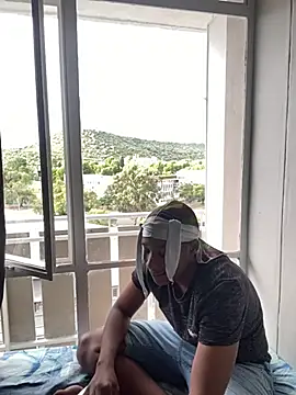 Snapshot of snotLoud chatting on 03.14.25 snotLoud online show from 03.14.25